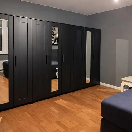 Luxury By Embassy Apartamento *