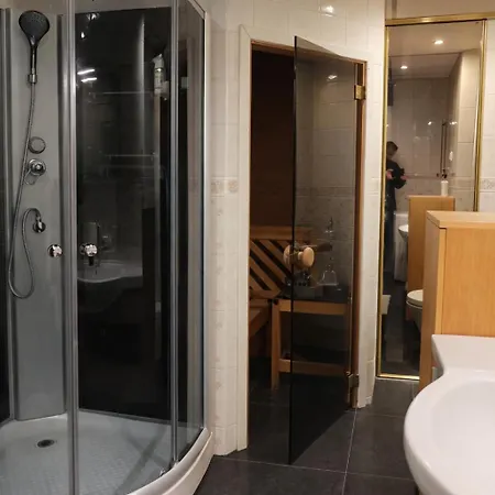 Luxury By Embassy Reval